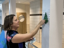Scorebord: een kerstbal in de kleur van de ploeg siert de kerstboom voor elk verdiend punt