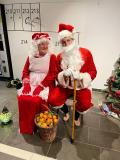Kerstman en -vrouw